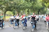 Hanoi hosts 4th 'For a Green Hanoi' cycling programme
