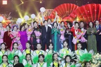 Overseas Vietnamese look towards homeland