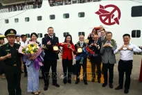 Vietnam’s top tourist destinations packed during national holiday's first two days