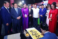 PM attends first Cultures of the World Festival in Hanoi