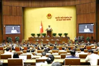 Lawmakers debate draft laws on public employees, e-commerce