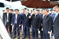 Deputy Prime Minister Bui Thanh Son works with Son La Province