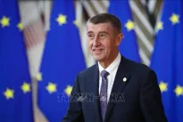 PM extends congratulations to new Czech counterpart