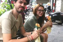 Foreign visitors captivated by Hanoi’s street food culture