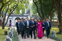 European Council President visits Temple of Literature, Ha Noi's metro line project