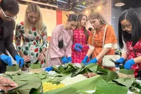 Spring fair brings Vietnamese Tet spirit to France