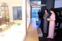 Vietnamese, Korean First Ladies visit Vietnam Museum of Ethnology