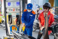 Fuel prices drop again from April 23 afternoon