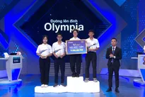Hanoi Schoolgirl Makes  Dramatic Comeback to Win Road to Olympia Mount