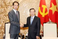 Party official hosts Chinese Ambassador