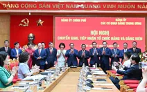 Chuyển giao, tiếp nhận tổ chức đảng, đảng viên về Đảng ủy các cơ quan Đảng Trung ương
