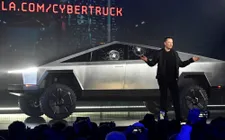 Tesla Cybertruck: Những đợt triệu hồi không ngừng nghỉ