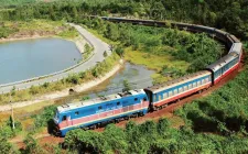 Thủ tướng chỉ đạo đẩy nhanh tiến độ dự án đường sắt Lào Cai - Hà Nội - Hải Phòng