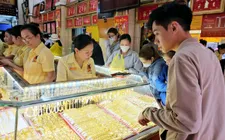 Thống đốc NHNN: Không loại trừ giá vàng tăng do đầu cơ, thổi giá, trục lợi