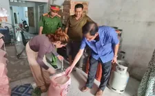 Hậu Giang: Người dân phát hiện gạo bán trên thị trường có dấu hiệu bất thường