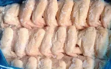 Việt Nam chi 200 - 300 triệu USD mỗi năm nhập gà đông lạnh