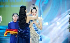 Người đẹp Thanh Hóa Nguyễn Thị Mỹ Linh đăng quang Hoa hậu Biển đảo Việt Nam 2025
