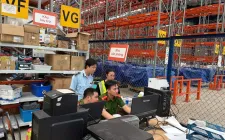 Bắc Ninh kiểm tra Công ty Á Châu, thu giữ hàng trăm nghìn sản phẩm nhập lậu