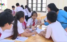 150 giờ dạy thêm được trả lương tính theo giờ hành chính hay tiết dạy?