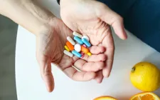 Hiểu đúng về vitamin tổng hợp