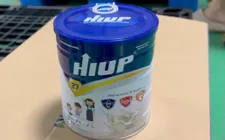 Thiếu tướng Nguyễn Quốc Toản thông tin về vụ sữa giả HIUP và dầu chăn nuôi dùng cho người