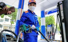 Giá xăng hôm nay có giảm?