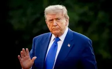 Tổng thống Trump nêu điều kiện có thể gia hạn áp thuế tiếp sau ngày 1/8