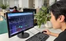 Thị trường chứng khoán liên tục tăng mạnh: Liệu có bất thường?
