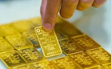 Giá vàng ngày 14/7: Vàng trong nước "đi ngang"