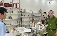Hà Nội mạnh tay xử lý sai phạm mỹ phẩm, cảnh báo người dân không mua hàng trôi nổi