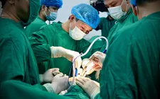 Y tế từ xa: Giải pháp thu hẹp khoảng cách chăm sóc sức khỏe giữa các vùng miền