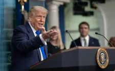 Ông Trump sắp gửi thư thông báo mức thuế mới cho hơn 150 nước