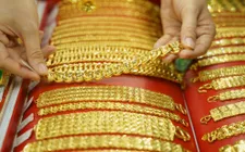 Giá vàng ngày 18/7: Trong nước "đi ngang", thế giới sụt giảm