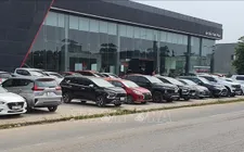 Thị trường ô tô cũ biến động mạnh