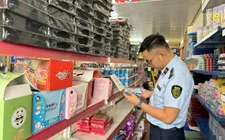 Tăng cường quản lý thị trường sách giáo khoa và thiết bị học đường