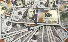 Người dân cần đổi USD đúng nơi được phép để tránh bị phạt nặng