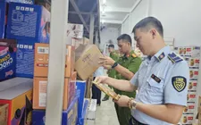 Phát hiện cơ sở kinh doanh bánh trung thu nhập lậu trị giá 24 triệu đồng tại Hà Nội
