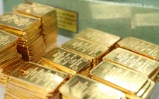 Giá vàng ngày 3/10 quay đầu sụt giảm