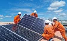 Tăng cường thực thi tiết kiệm điện và phát triển điện mặt trời mái nhà