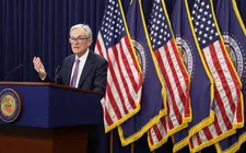 Fed hạ lãi suất 0,25 điểm phần trăm