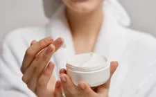 Một công ty bị thu hồi 77 loại mỹ phẩm