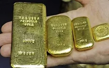 "Siết gọng kìm" ngăn chặn vàng lậu qua đường hàng không và biên giới