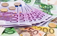 Đồng euro chạm đáy 7 tháng trước sức ép từ giá năng lượng và đồng USD