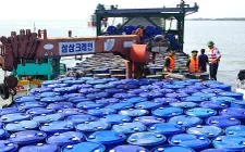 Siết chặt quản lý kinh doanh, vận chuyển xăng dầu khu vực biên giới