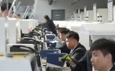 Áp lực chi phí đè nặng ngành hàng không toàn cầu