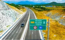 Sắp thu phí 13 tuyến cao tốc Bắc - Nam, thấp nhất 900 đồng/km