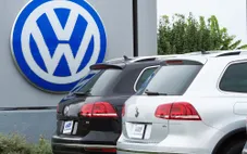 Volkswagen, Mercedes-Benz tái vận hành một số nhà máy ở Đức ngay tháng 4