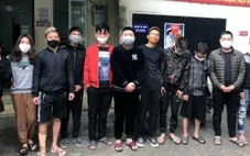 Hà Nội: Hơn chục nam nữ thanh niên tụ tập “chơi” ma túy giữa dịch bệnh