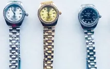 Thu giữ 450 đồng hồ giả nhãn hiệu Rolex