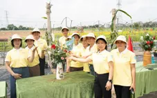 Nâng bước phụ nữ nông thôn Việt - Gieo yêu thương, gặt thành công